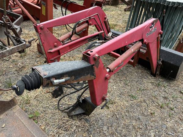 Massey-Ferguson 1466 Loader