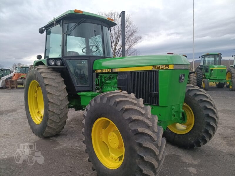 1989 John Deere 2955