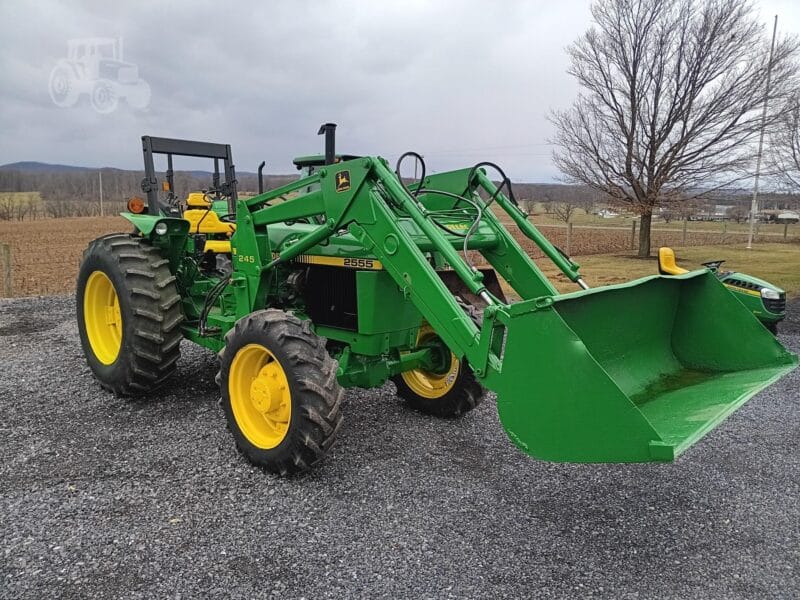 1992 John Deere 2555