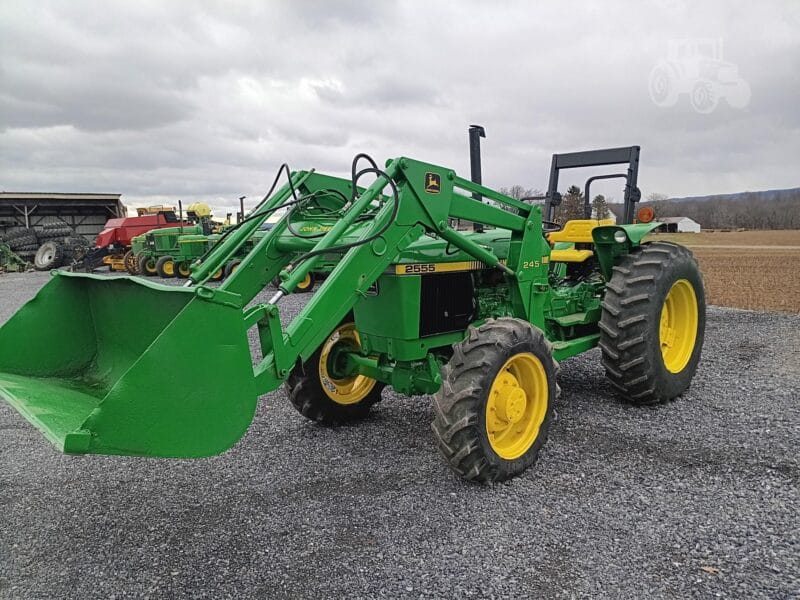 1992 John Deere 2555