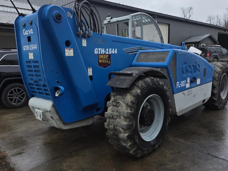 2014 GENIE GTH1544