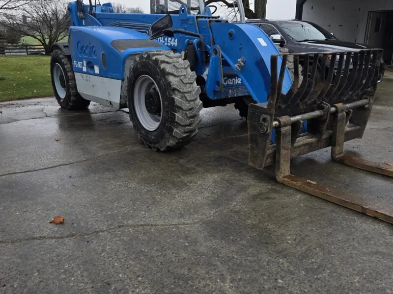 2014 GENIE GTH1544