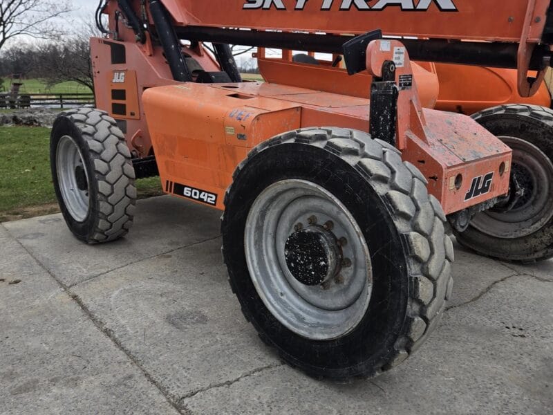 2015 SKY TRAK 6042