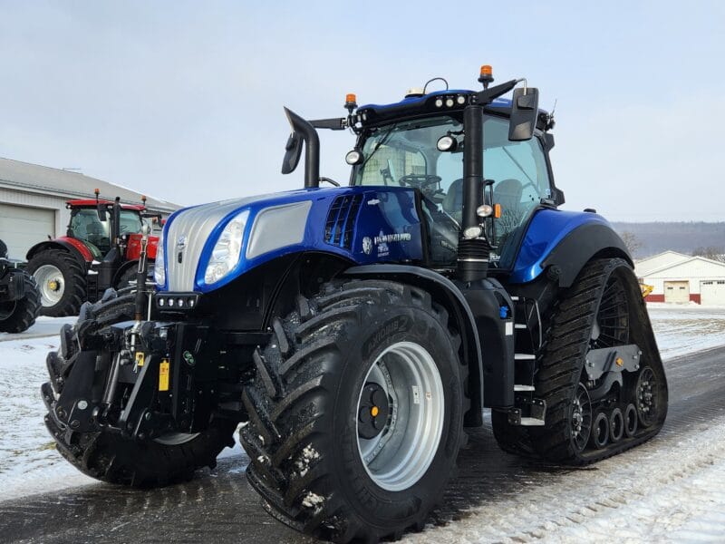 New Holland T8.435 Smart trac