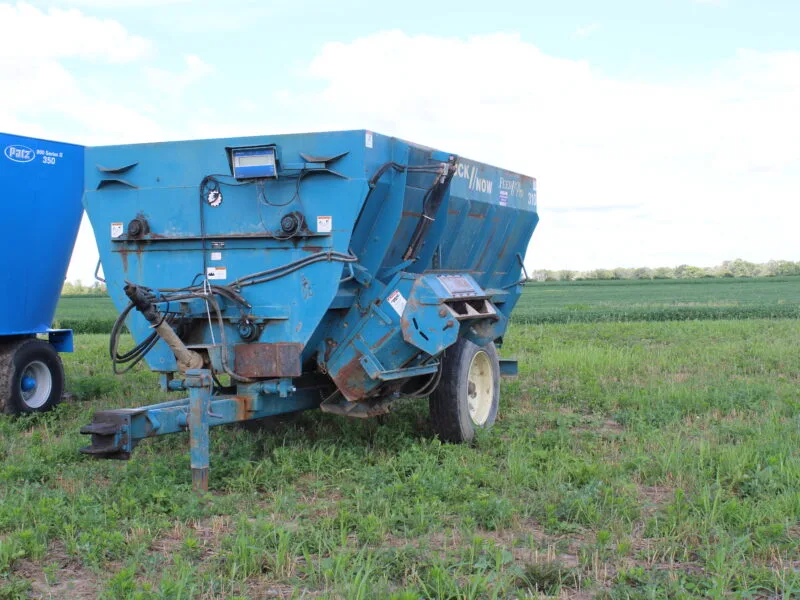 Lucknow 310 Feed mixer