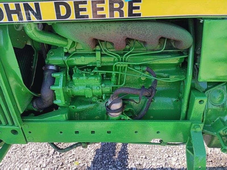 John Deere 2550