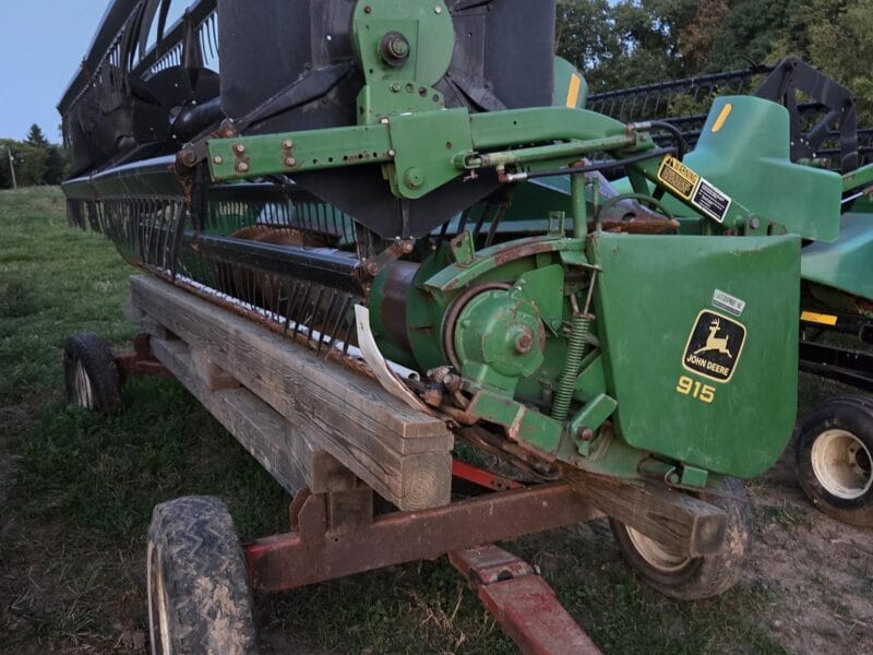 JOHN DEERE 915F