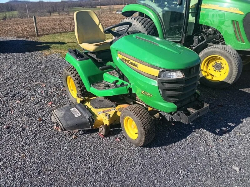 John Deere X500