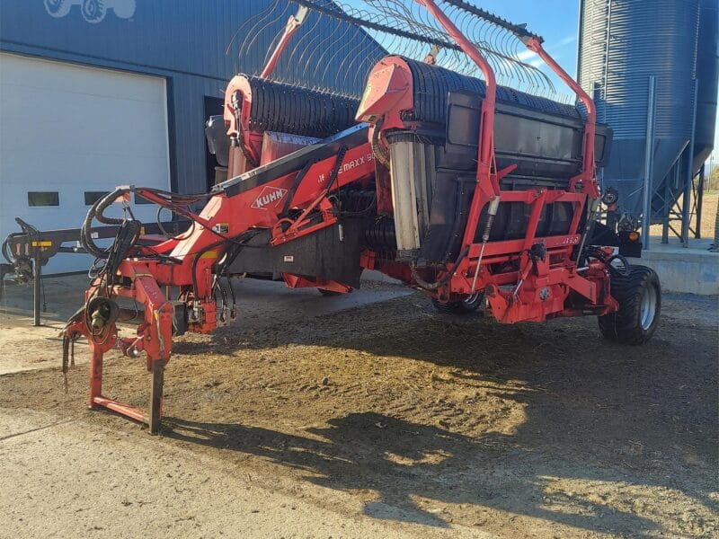 KUHN MERGE MAXX 900