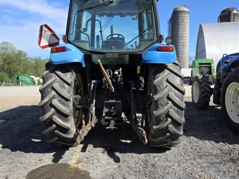 NEW HOLLAND TS110