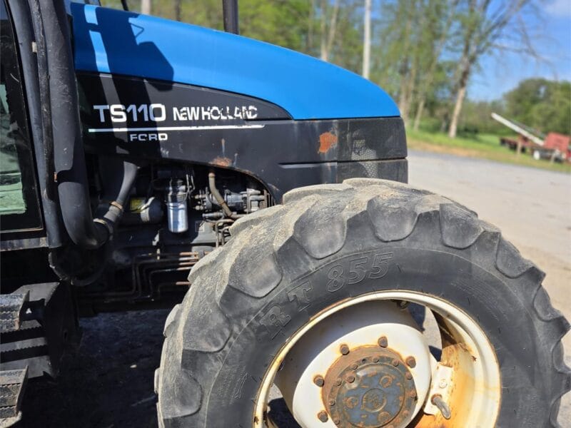 NEW HOLLAND TS110