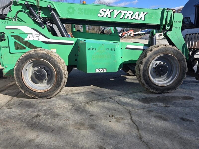 SKY TRAK 6036