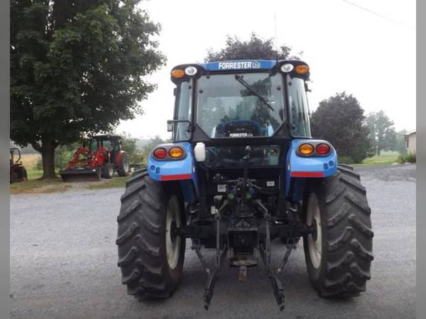 2015 New Holland T4.75 Tractor