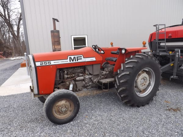 1978 Massey-Ferguson 255 Tractor