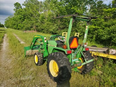 John Deere 790