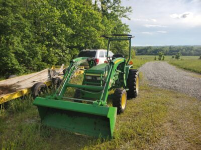 John Deere 790