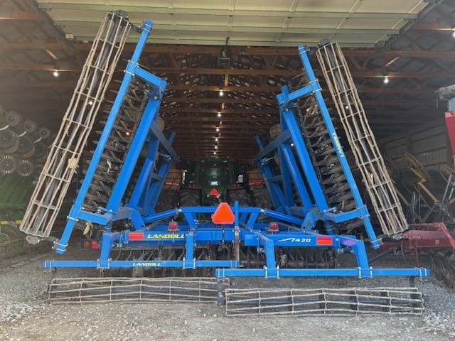 2009 LANDOLL 7430 VERTICAL TILLAGE ONLY 1800 ACRES