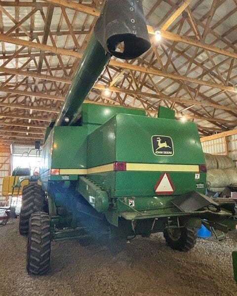 1995 John Deere 9600 Separator Combine