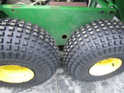 John Deere Gator 6X4