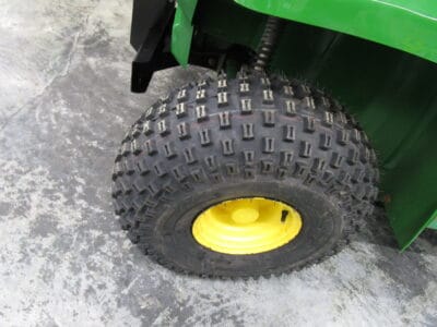 John Deere Gator 6X4