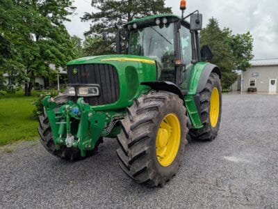 2004 John Deere 6820 Tractor