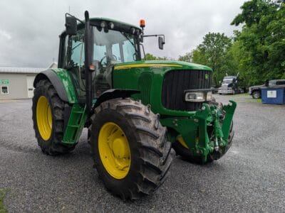 2004 John Deere 6820 Tractor