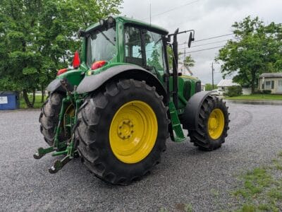 2004 John Deere 6820 Tractor