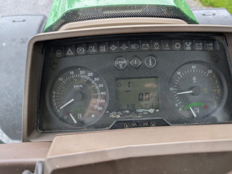 2004 John Deere 6820 Tractor