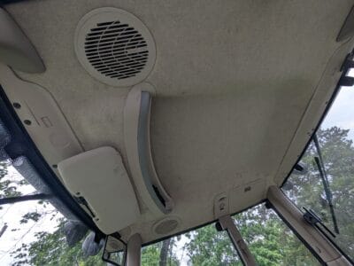 2004 John Deere 6820 Tractor