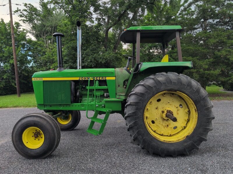 1977 John Deere 4430 Tractor