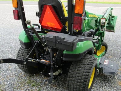 John Deere 1025R