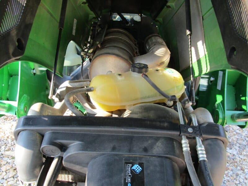 John Deere 5085M