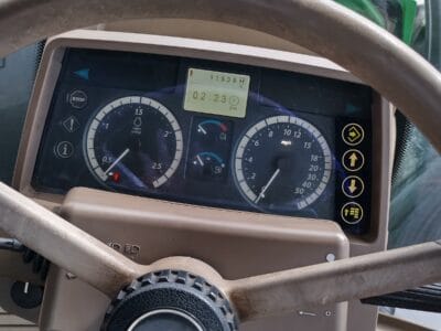 2015 John Deere 6170M