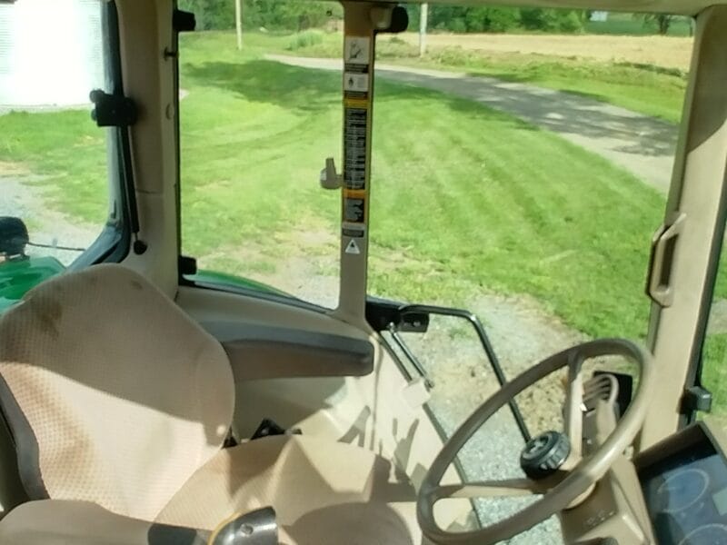 2015 John Deere 6170M