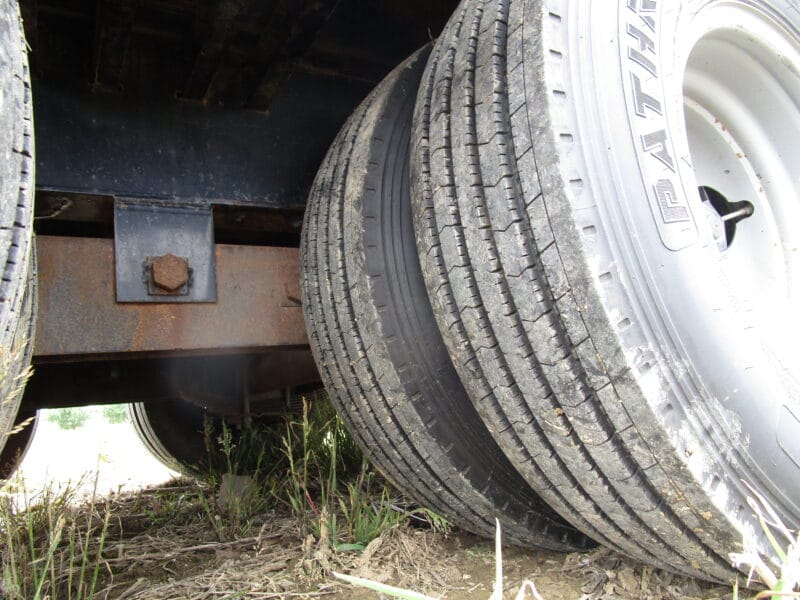 PJ 28' Gooseneck Trailer