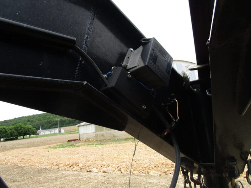 PJ 28' Gooseneck Trailer