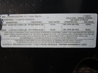 PJ 28' Gooseneck Trailer