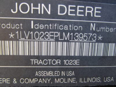 John Deere 1023E