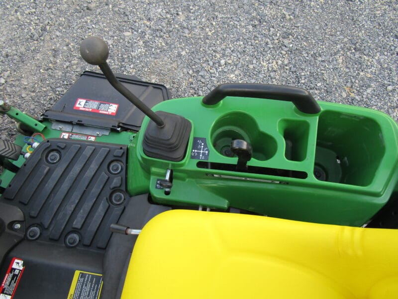 John Deere 1023E