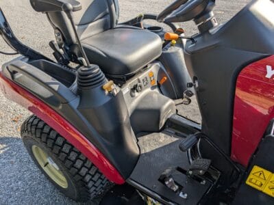 Yanmar SA Series SA223 Tractor Loader Mower