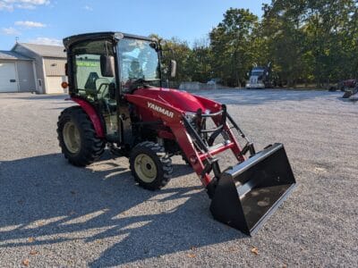 Yanmar YT Series YT235 Tractor Loader Cab
