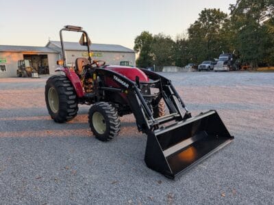 Yanmar YM Series YM347 Tractor Loader