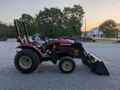 Yanmar YM Series YM225 Tractor Loader