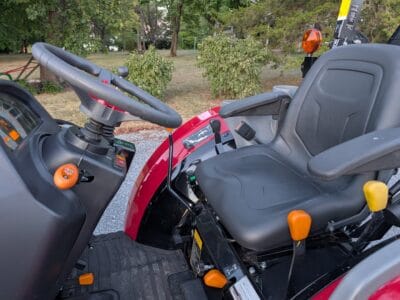 Yanmar YM Series YM225 Tractor Loader