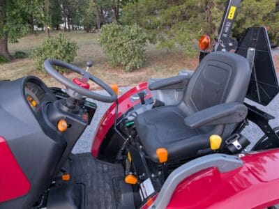 Yanmar YM Series YM232 Tractor Loader