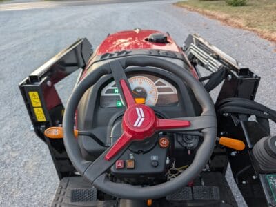 Yanmar YM Series YM232 Tractor Loader