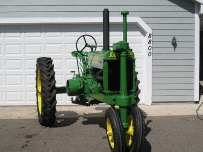 John Deere 1938 Unstyled A Fully Restored with Certificate of Origin