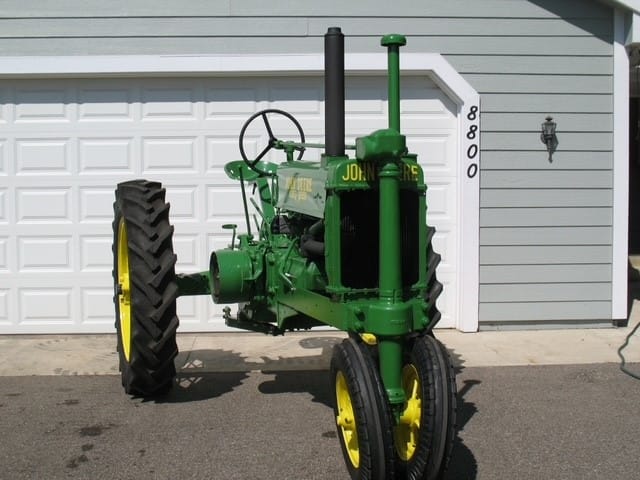 John Deere 1938 Unstyled A Fully Restored with Certificate of Origin