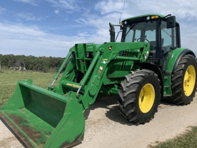 2015 JOHN DEERE 6125M TRACTOR